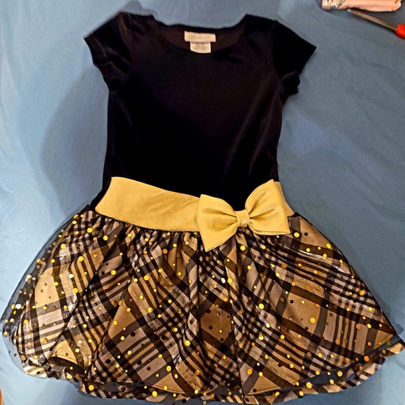 Bonnie Jean Girls Dress size 5T colors Black and Gold - Picture 1 of 12